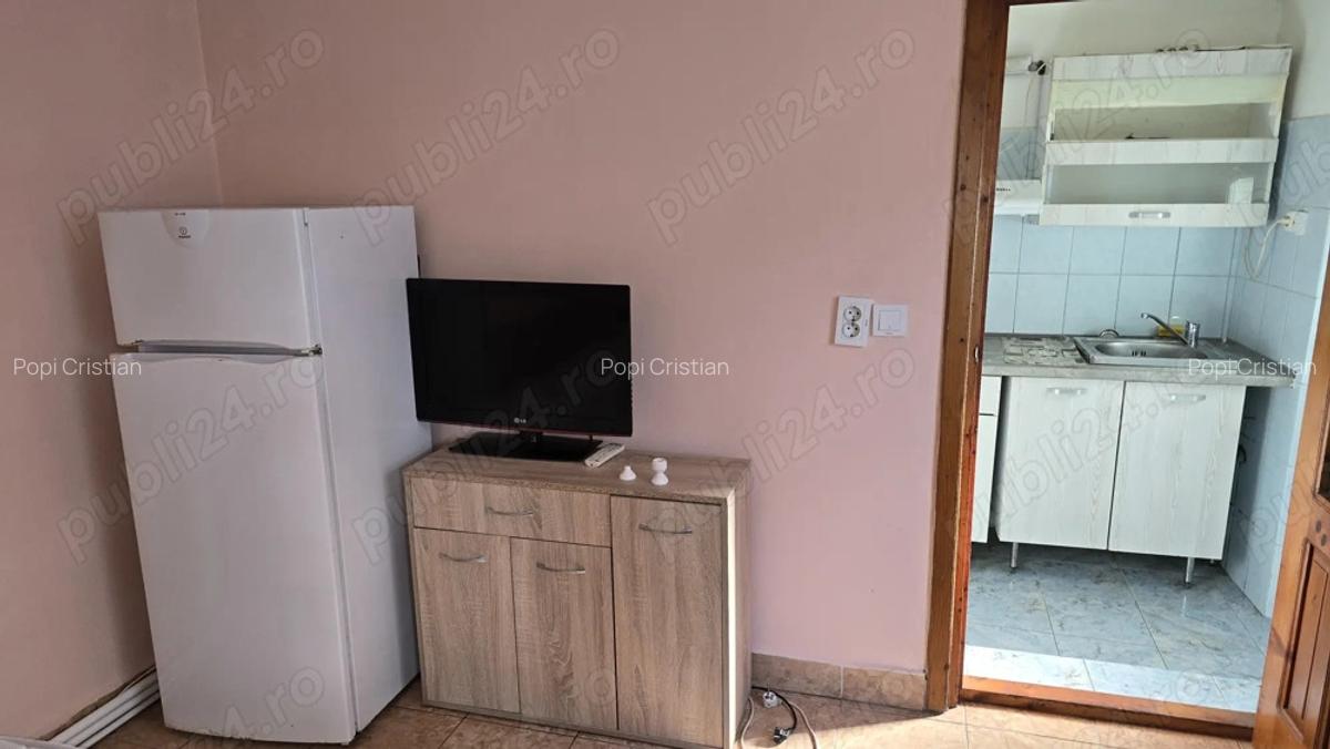 Inchiriez garsoniera - 4