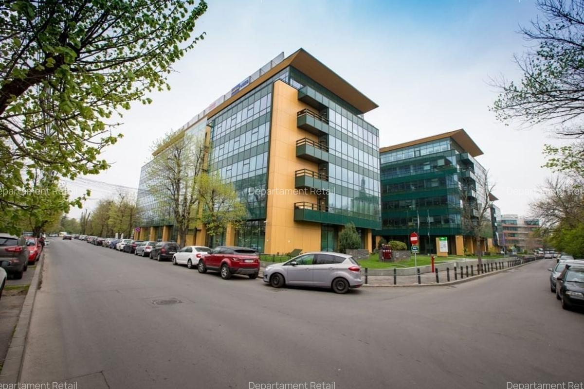 Spațiu comercial, 1013 mp în P-ta Presei Libere - 2