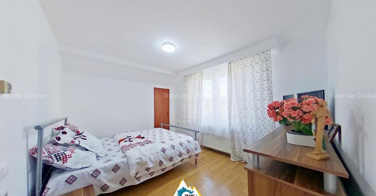 Casa spatioasa cu 3 camere de vanzare in cartierul Aurel Vlaicu Arad - 18