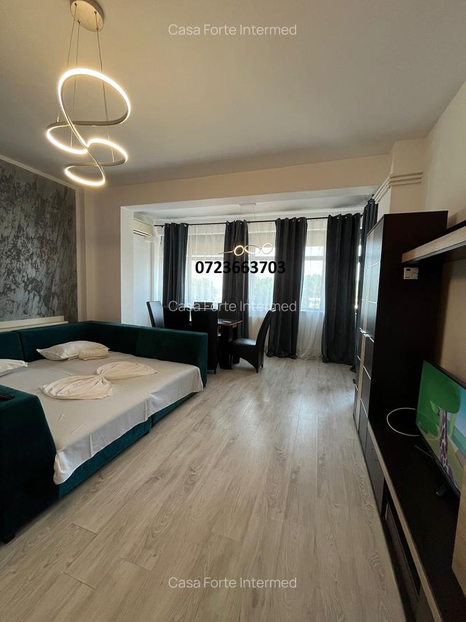 Apartament 2 camere transformat in 3 Mamaia, lângă Hotel Regal 118000euro - 1
