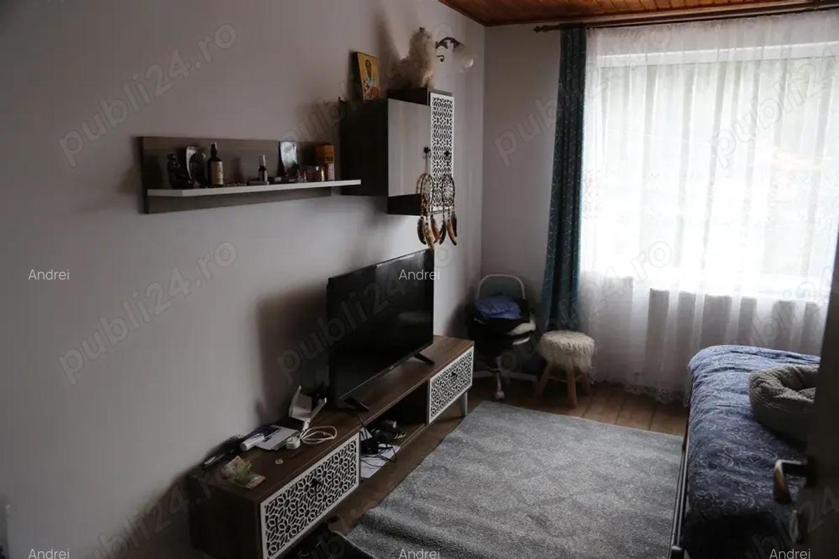 Vand casa in Busteni, cartierul Cezar Petrescu, departe de traficul si aglomeratia de pe DN1, in apr - 4