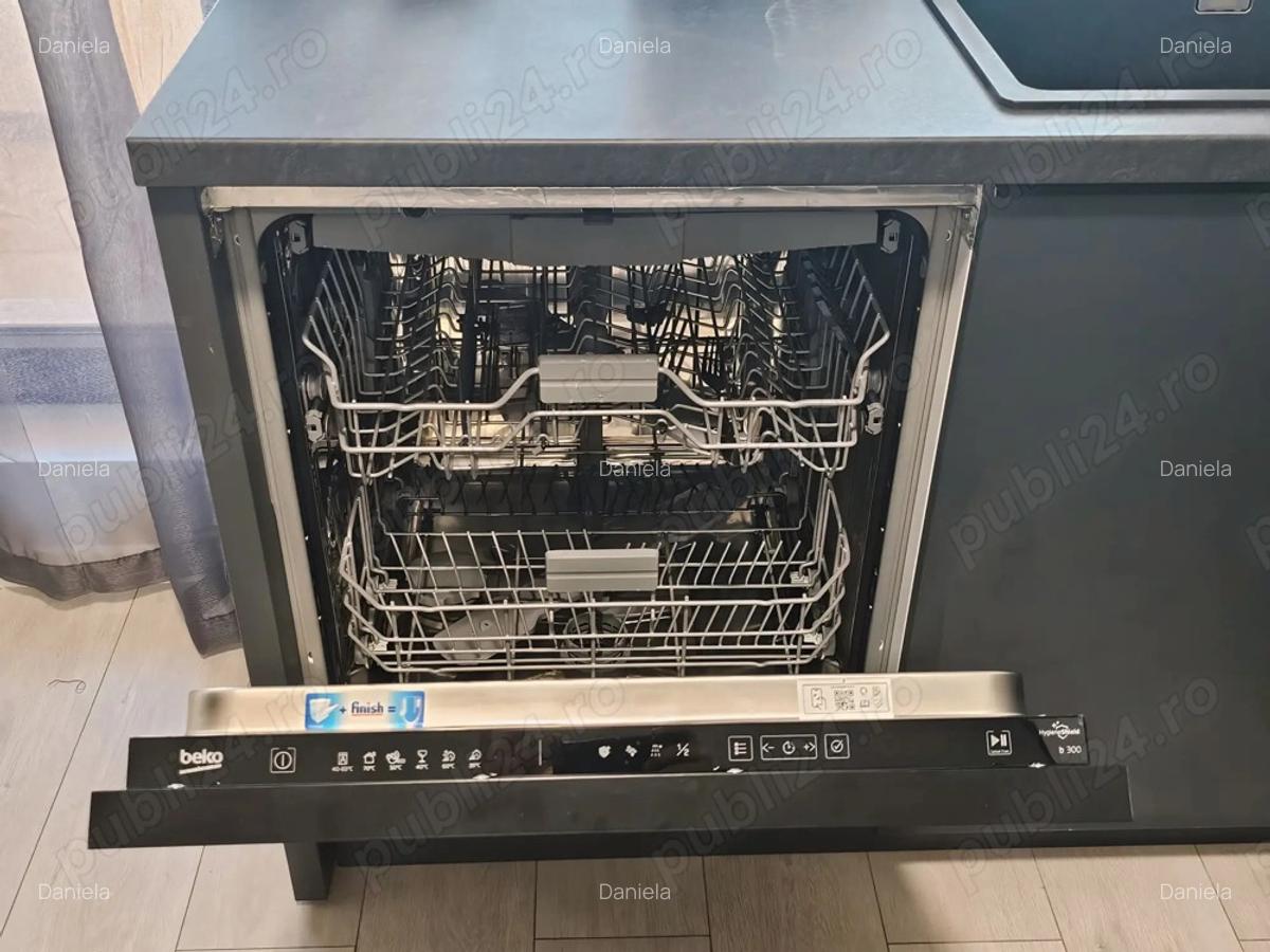 Inchiriez apartament doua camere - 7