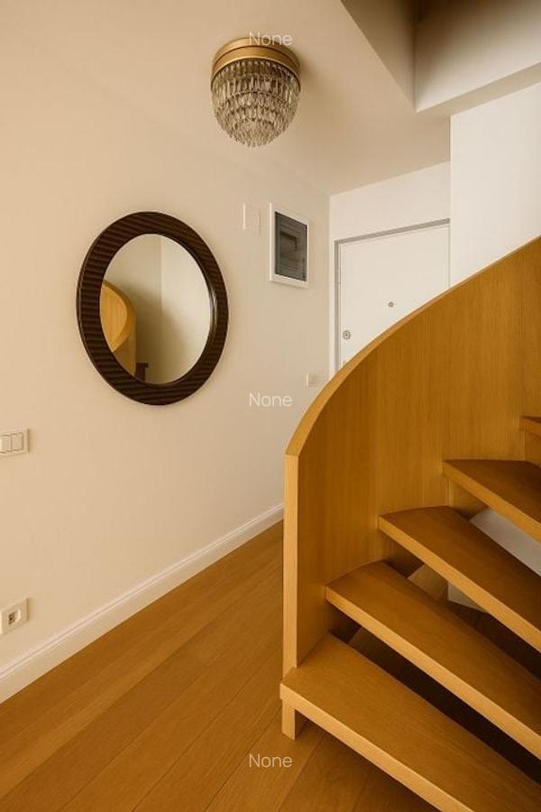 Apartament spectaculos în Cartierul Francez  unde luxul întâlnește rafinamentul - 5