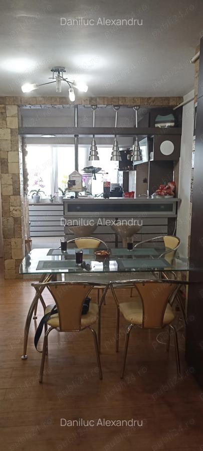 Vand ap 3 camere central Baia Mare,bdul Traian - 3