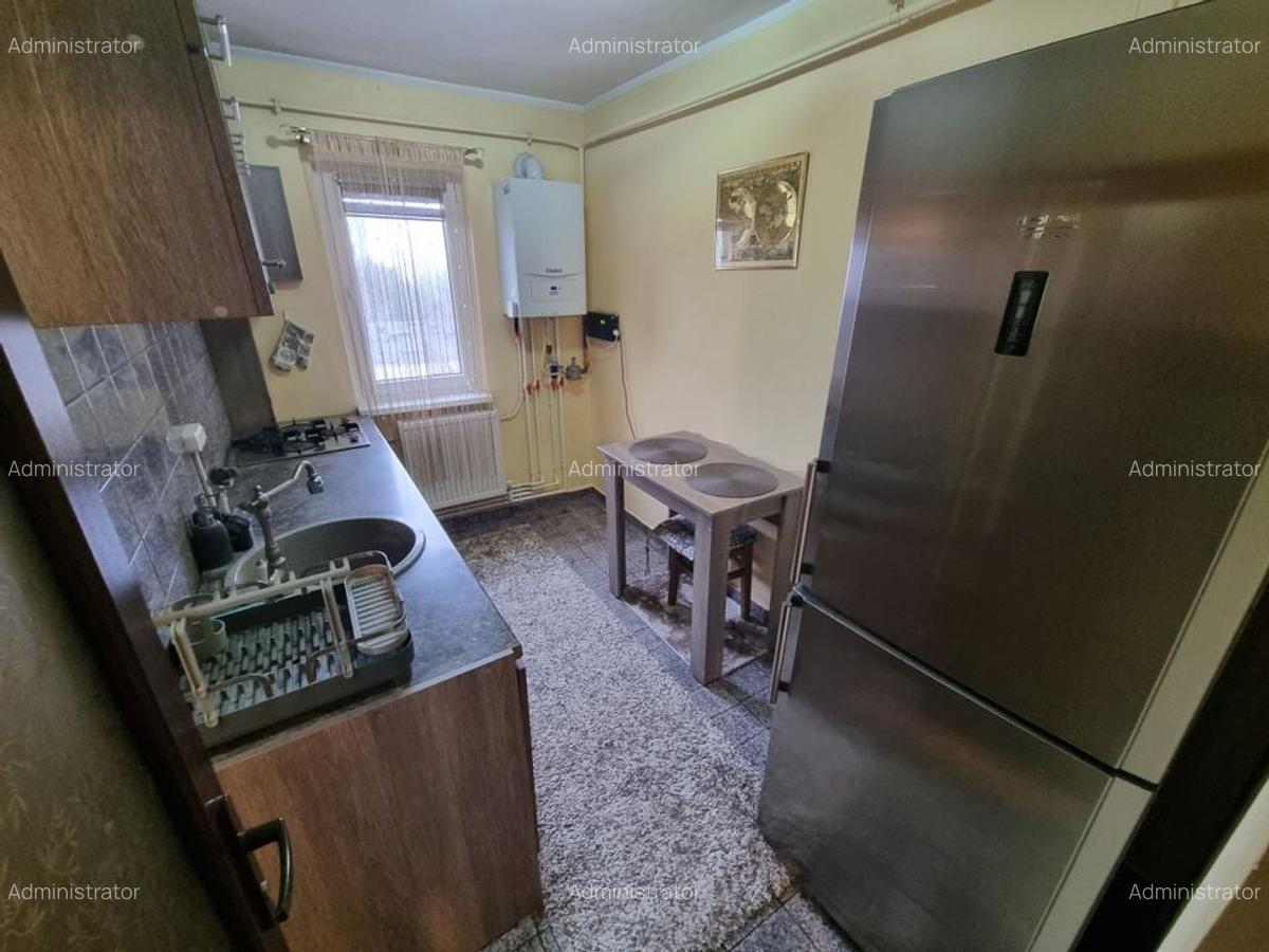 Apartament zona Bratianu (scoala 8) - 3