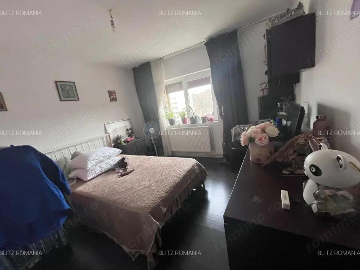 Apartament 3 camere, 71.84 mp, zona 1 Mai - 4