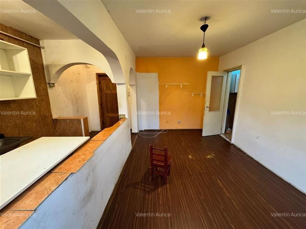 2 camere, zona sud, etaj 3/4, izolat, termopan (necesita renovare) - 2