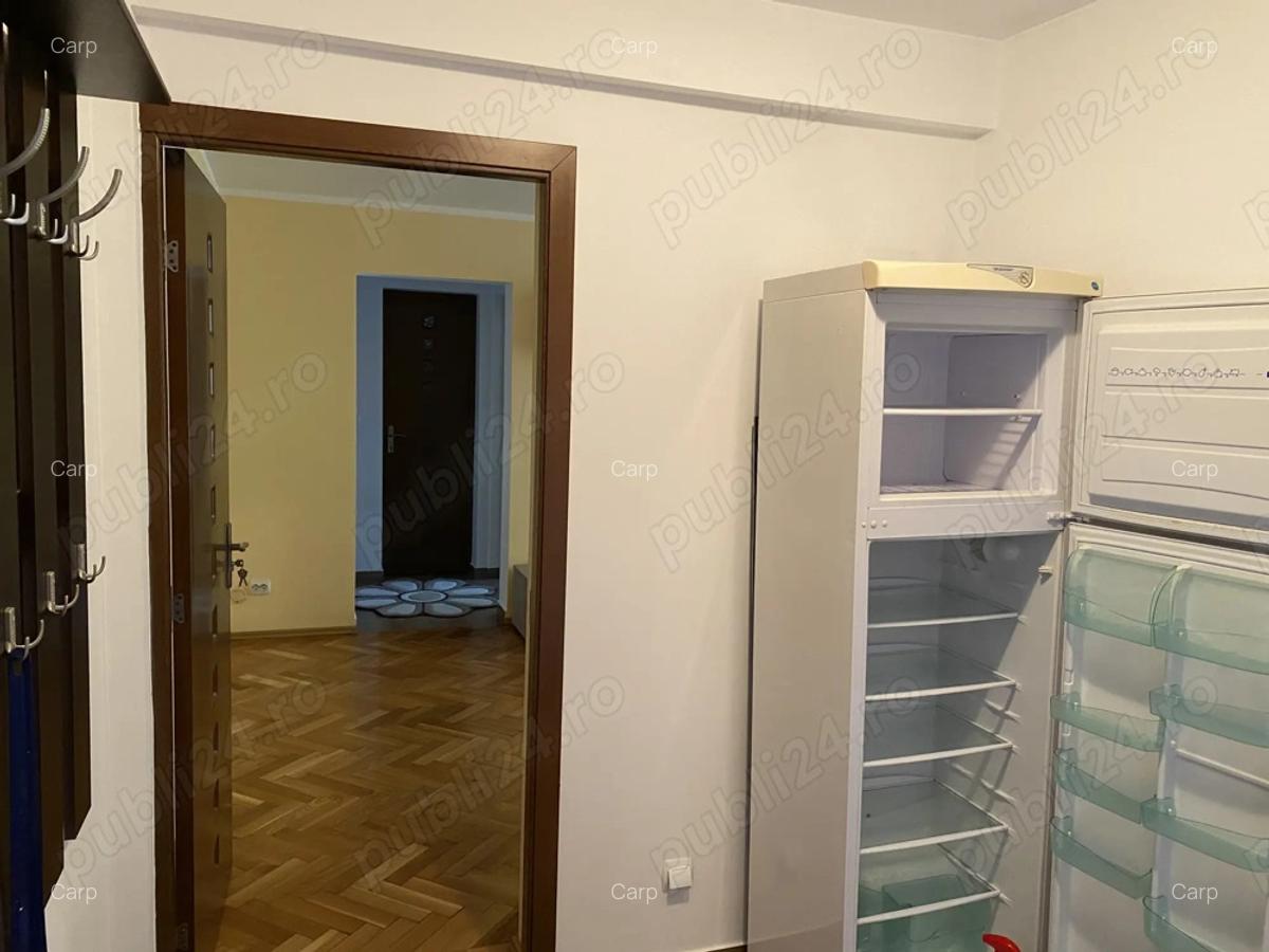 Proprietar vand apartament cu 2 camere in centru Gala?iului mobilat ?i utilat - 6