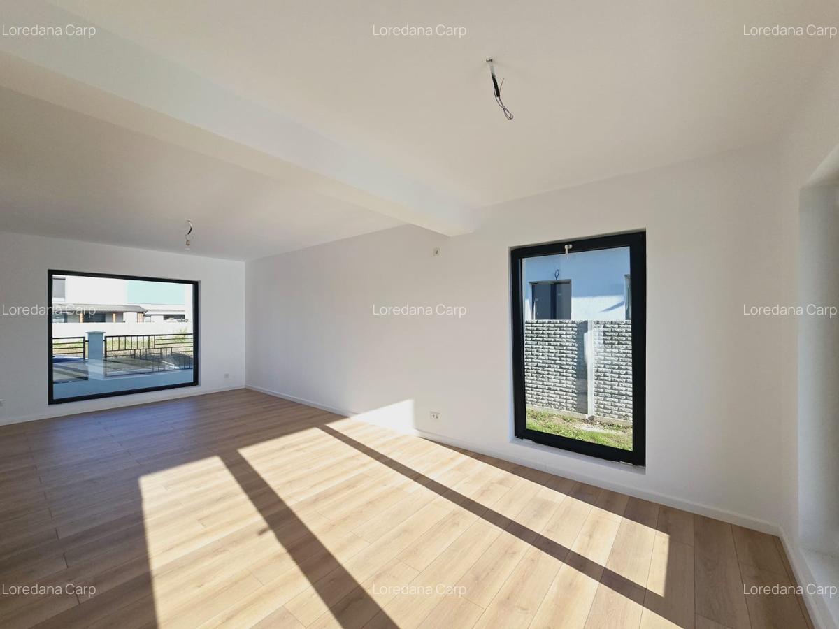 Vila individuala - 4 camere - 2 bai - incalzire pardoseala - pod - beci - 3