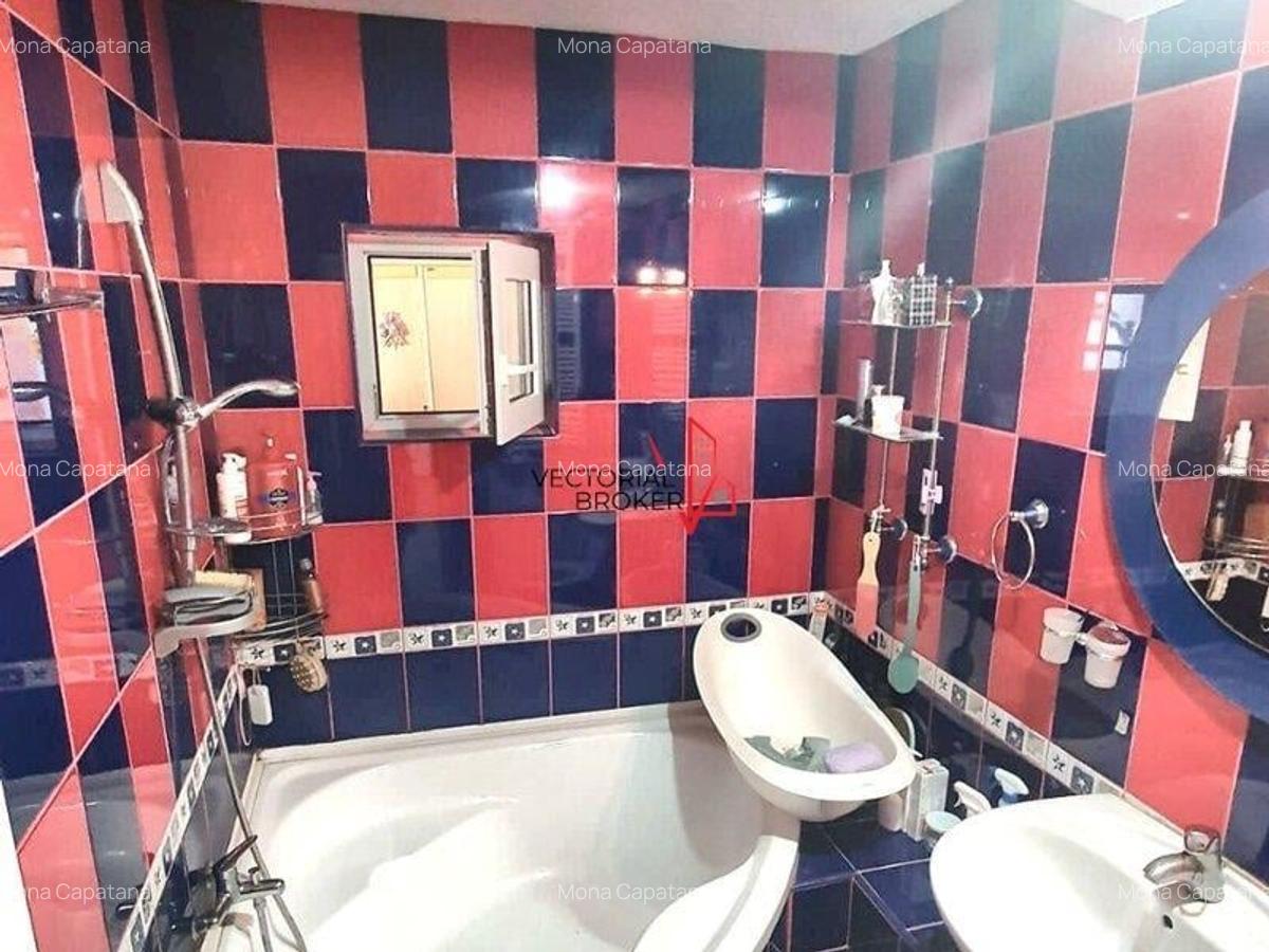 Apartament decomandat, hol H, 2 bai. 2 balcoane Colentina Maior V.Bacila - 10