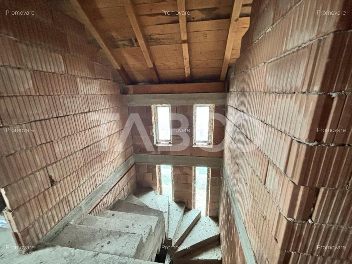 Casa individuala de vanzare zona deosebita in Sura Mare Sibiu - 2