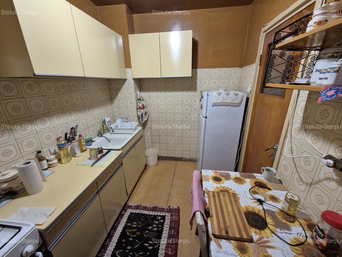 Apartament cu 3 camere decomandat în 1 Mai - 14