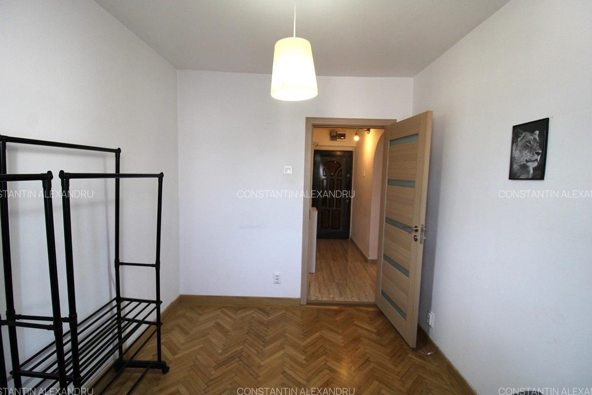 Apartament cu 3 camere in Centru langa Banca Nationala - 6