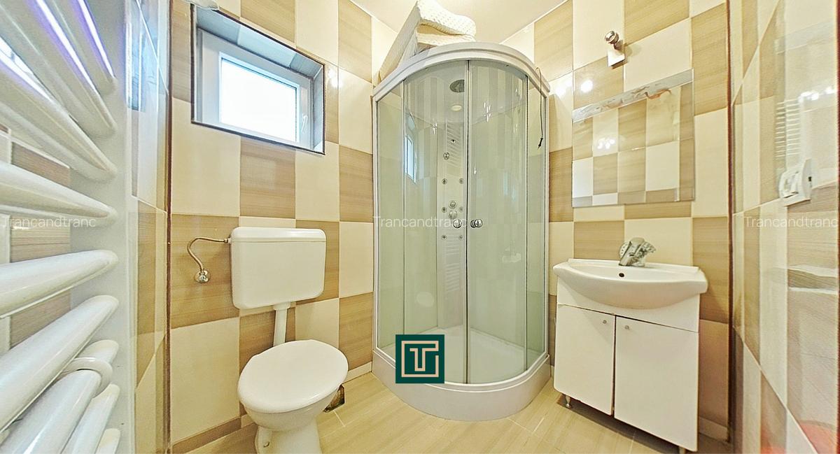 Casă modernă cu 5 camere de vânzare în cartierul Westfield, Arad - 3