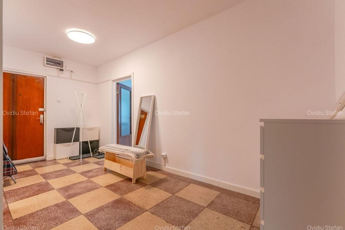 Apartament 3 Camere Decomandat de Închiriat - Zonă Centrală, Brașov - 16