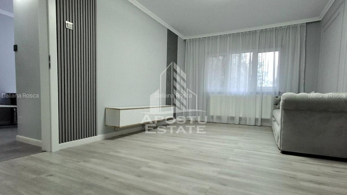 Apartament 3 camere, decomandat, parter zona 300 - 4