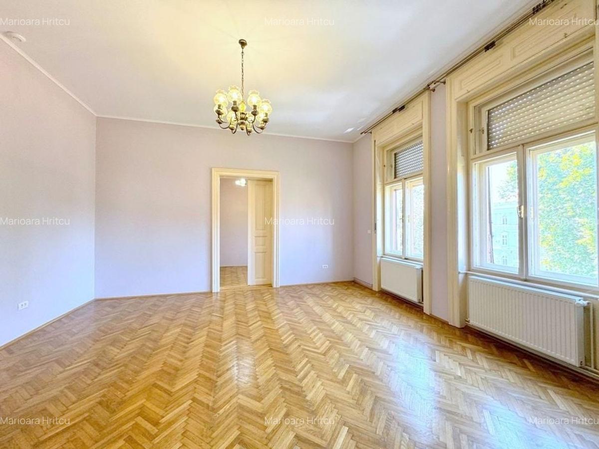 Apartament cu 4 camere semidecomandat în Central - 8