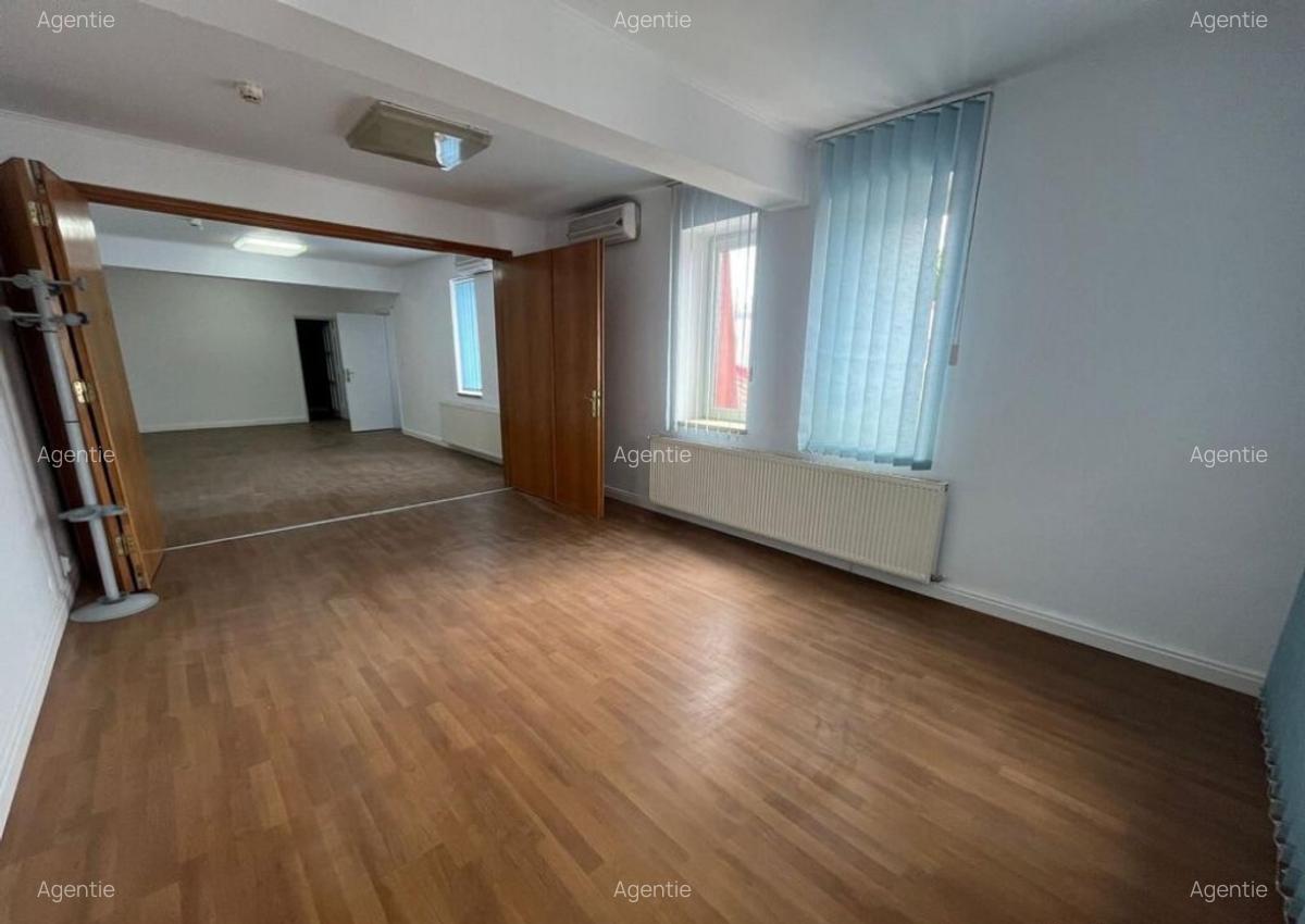 Vila P+2 zona Banu Manta - 1