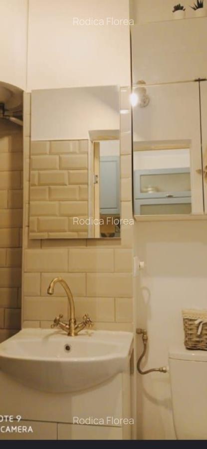 Garsoniera confortabila - moderna- lângă Afi Mall - 1 Garsoniera confortabila - moderna- lângă Afi Mall - 1