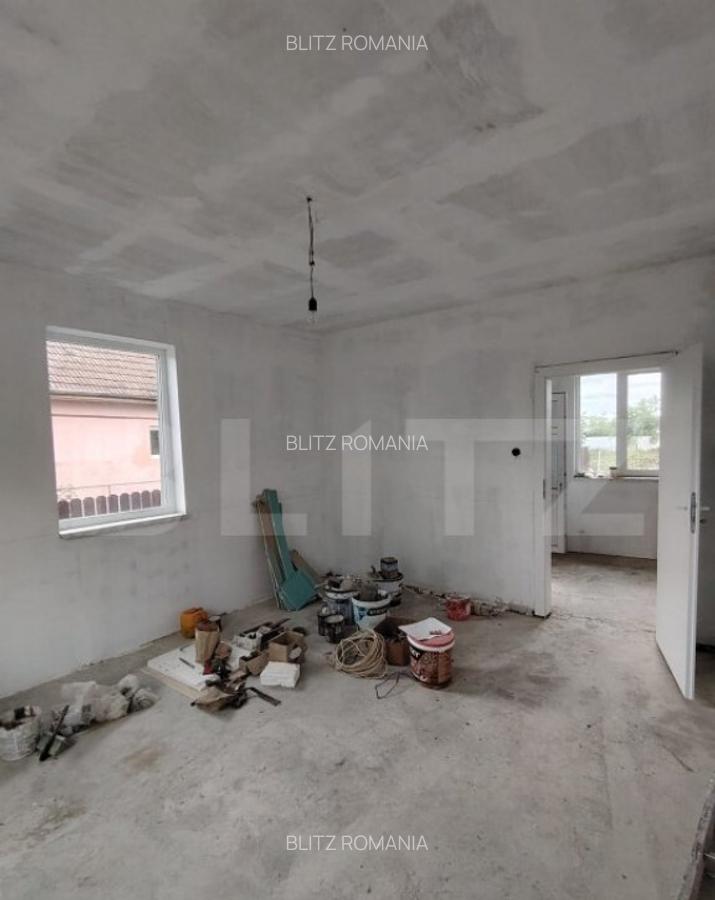 Casa Sancrai semifinisata, 10 ari - 4