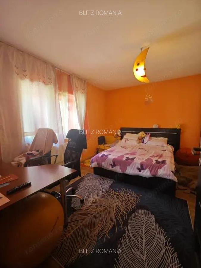 Apartament de vanzare, cu 2 camere, 43 mp, zona centrala - 4