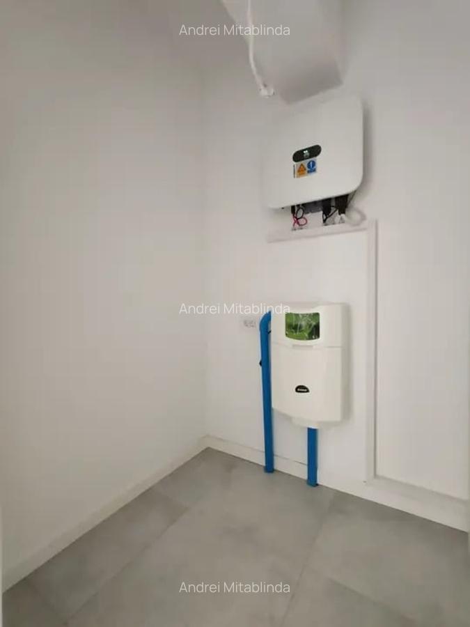 Apartament cu 3 camere decomandat în Titan - 11
