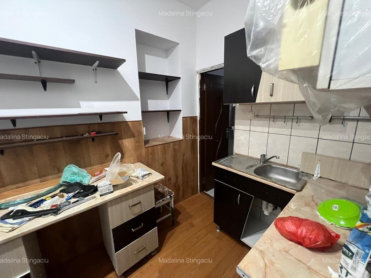 Casă de vânzare pe Strada Lungă-zonă centrală - 14