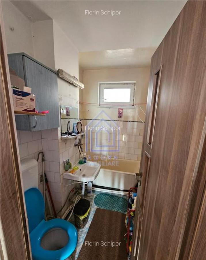 Apartament central, langa Scoala Generala nr. 1 si Colegiul - 3