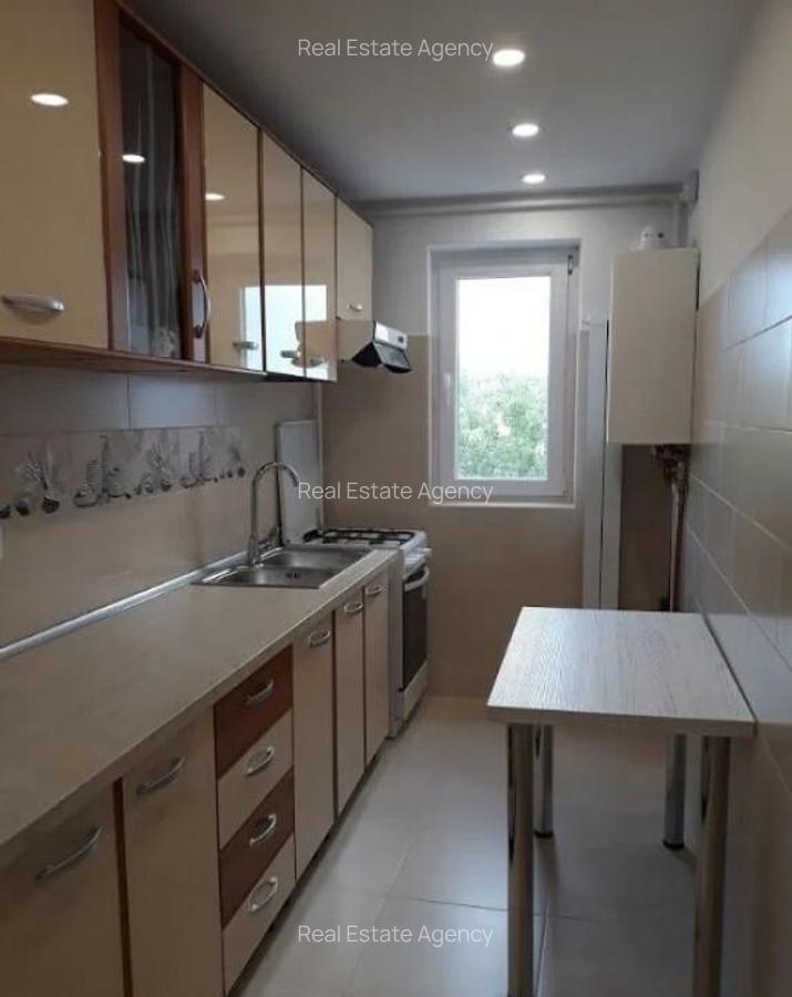 2 camere in zona Bucovina - 4