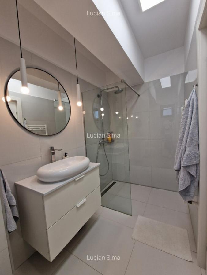 De Vanzare! Apartament tip penthouse cu vedere panoramica - 11