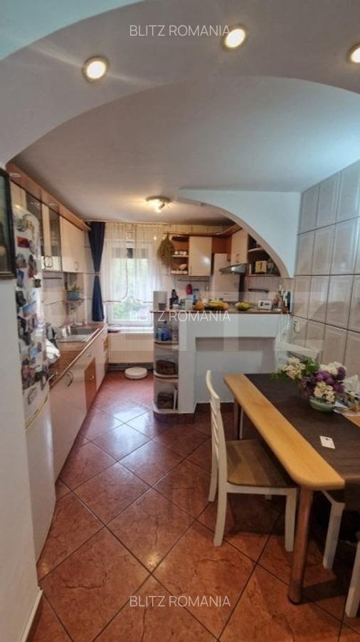 Apartament cu 4 camere, 2 bai, 90 mp, 2 locuri de parcare, zona Mall Coresi - 3