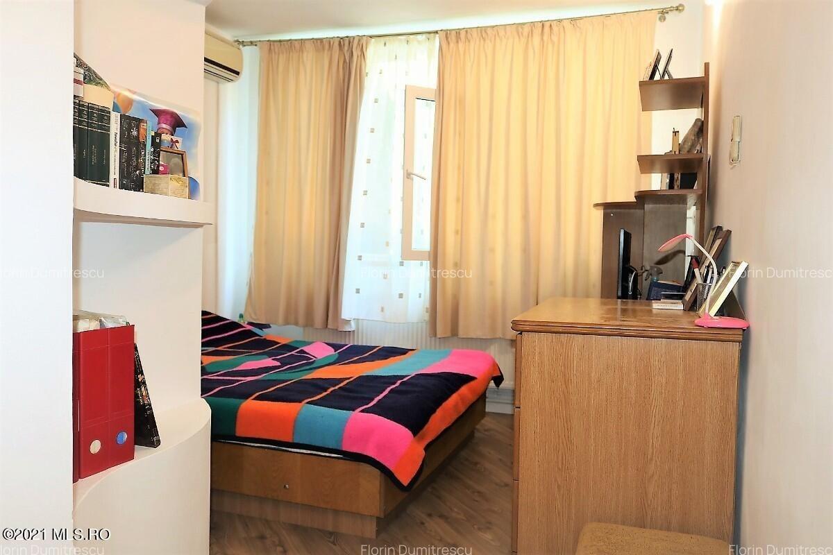 Mamaia Nord - Langa Mare, pensiune la cheie, 11 camere, 9 bai! - 43