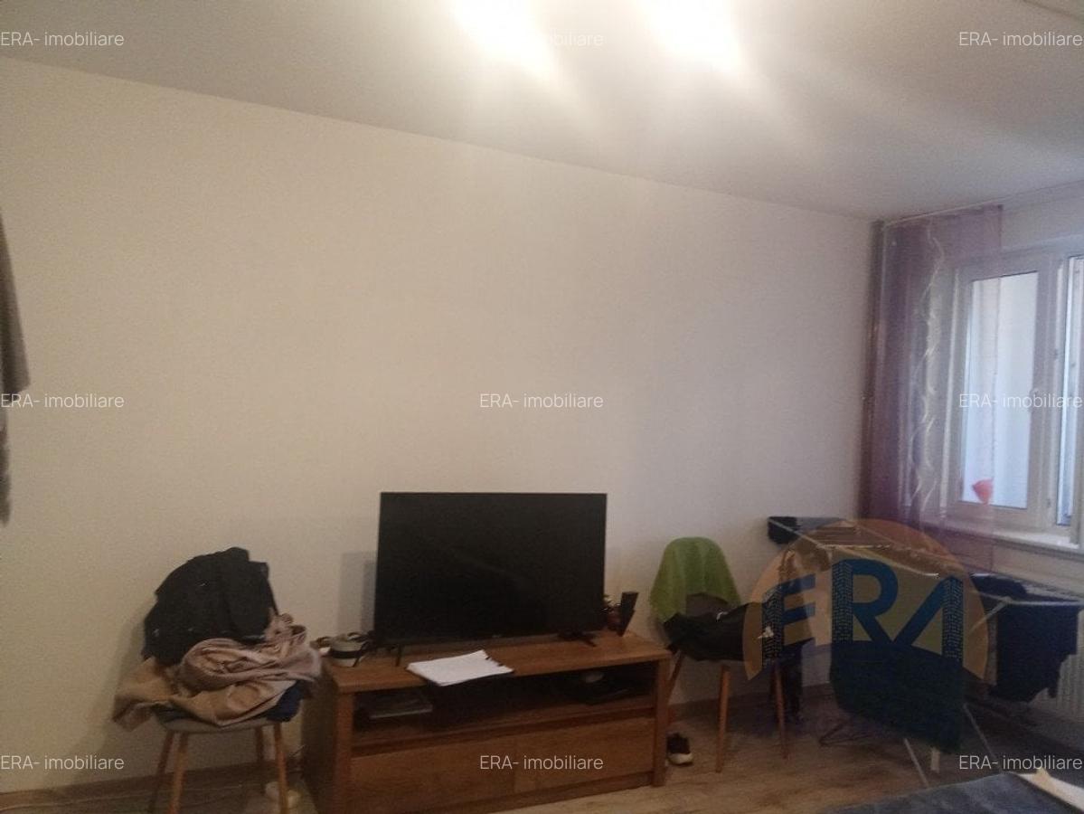 Garsonieră decomandată, mobilată în Rogerius - 2