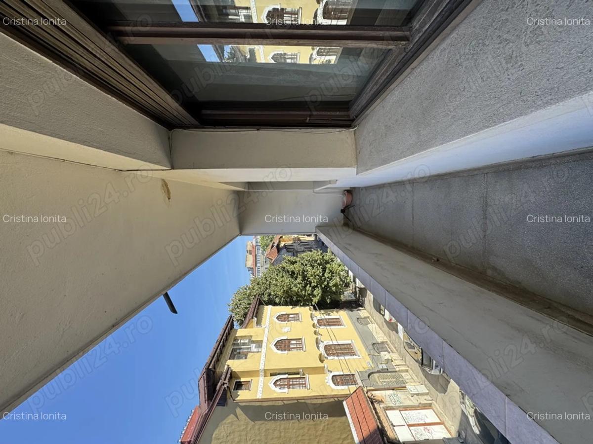 Apartament 3 camere ultracentral langa Liceul Ghe.Lazar - 10 Apartament 3 camere ultracentral langa Liceul Ghe.Lazar - 10