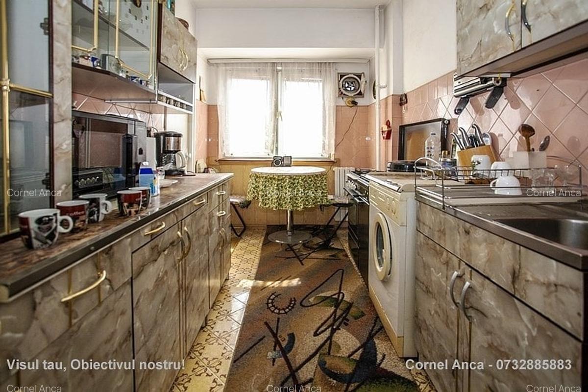 Apartament cu 3 camere in Constanta, zona Casa de Cultura, decomandat - 10