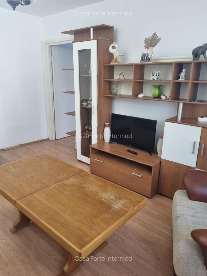 Apartament 2 camere de vânzare în Tomis Nord, Liceul Călinescu – 70.000 Euro - 2