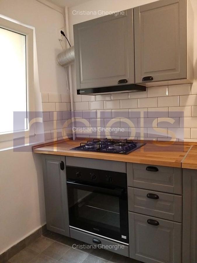 VANZARE 4 CAMERE TINERETULUI DECOMANDAT - 1