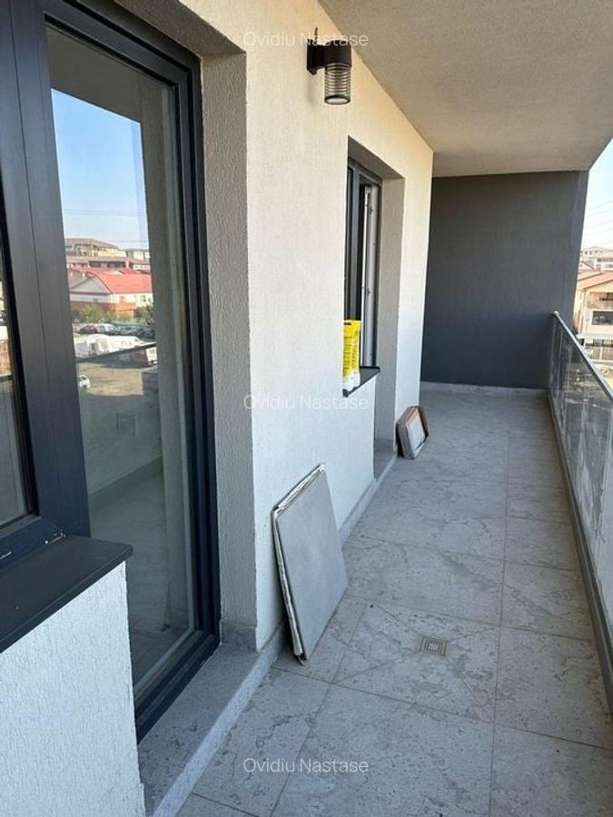 Apartament cu 2 camere decomandat în Apărătorii Patriei - 15