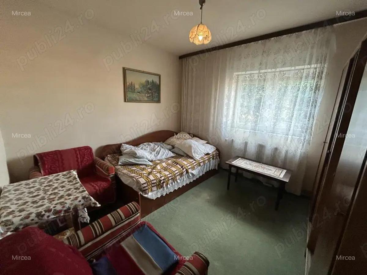 Vand apart.4 cam.st.117 mp,situat in Aradul-Nou,et.1 din 4,cu termoteca - 13