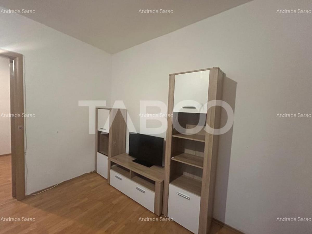 Apartament 2 camere de vanzare in zona Vasile Aaron - 1
