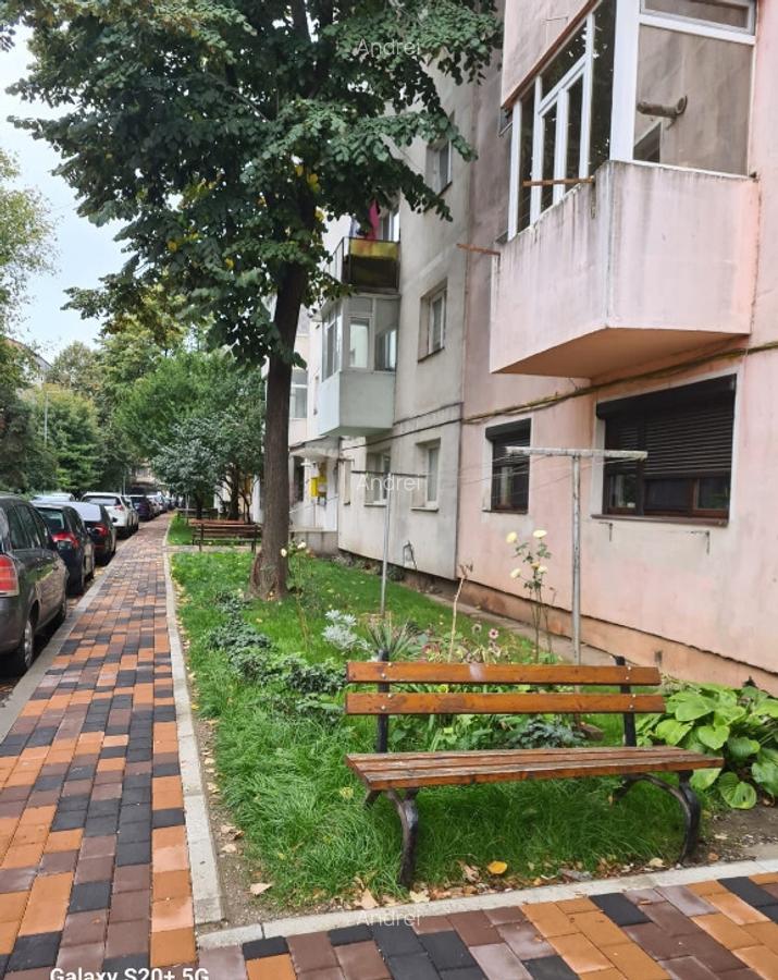 Persoana fizica inchiriez apartament 2 camere str. 22 Decembrie - 1