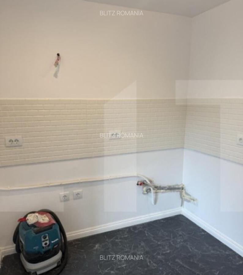 Apartament cu 3 camere, decomandat, 72 mp, zona Pia?a Mare - 5
