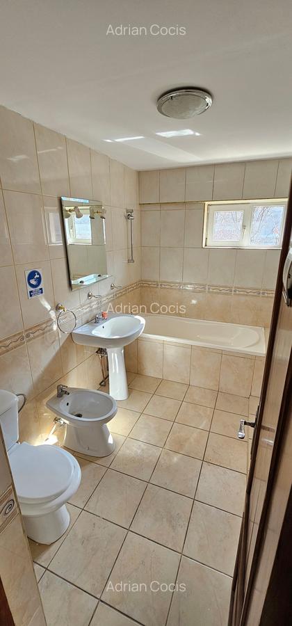 Apartament cu 4 camere semidecomandat în Brașovul Vechi - 8