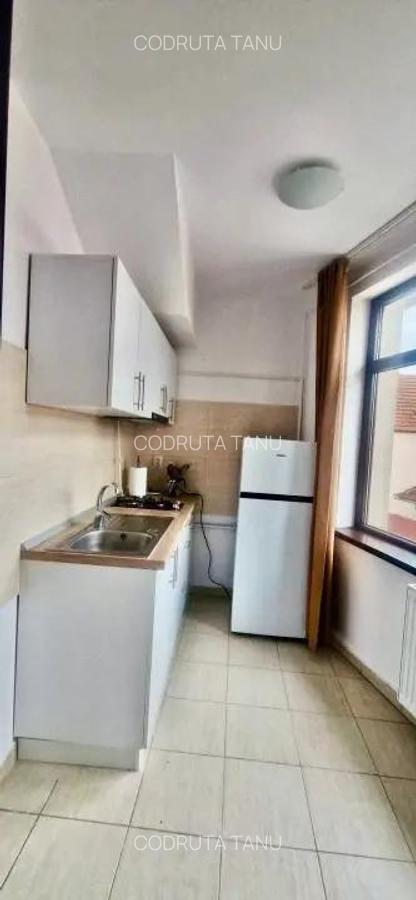 Inchiriere garsoniera cocheta, zona Blumana - 6