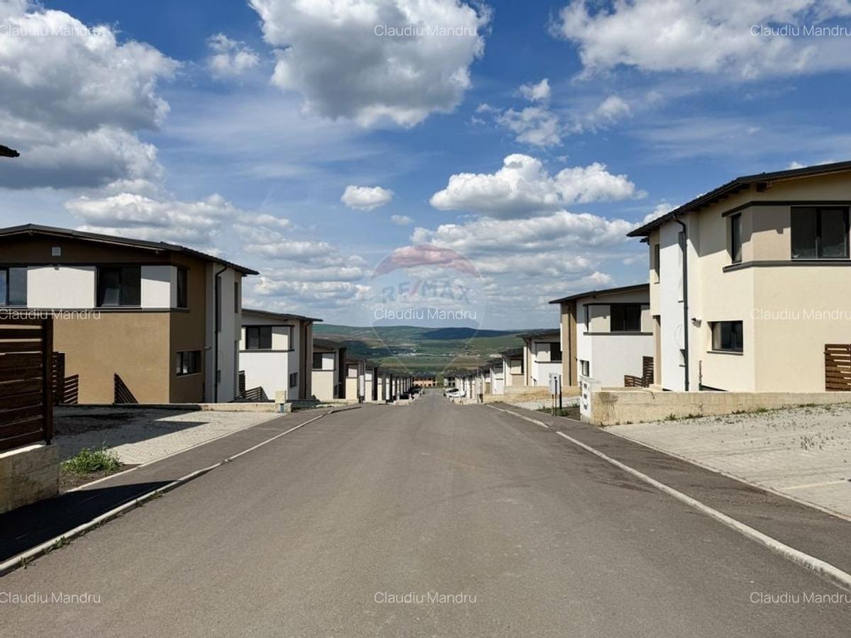 Casa semifinisata in Dezmir - Spatiu, liniste, acces rapid catre oras - 5
