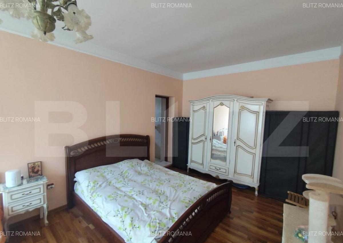 Casa de vanzare, cu 4 camere, 147 mp, zona Pacurari - 4