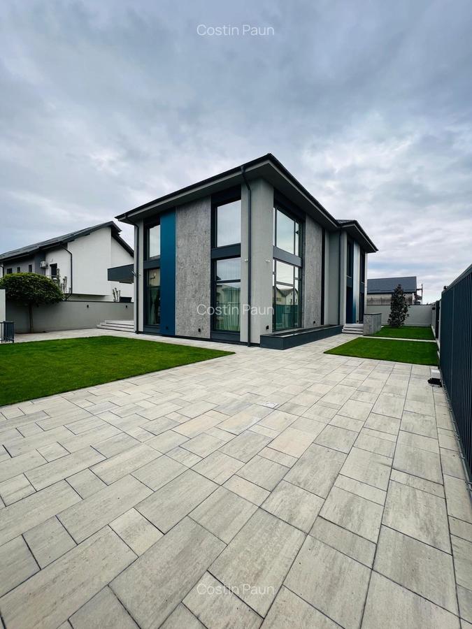 Casa individuala cu 6 camere. Complet mobilata si utilata LUX. Comision 0 - 13