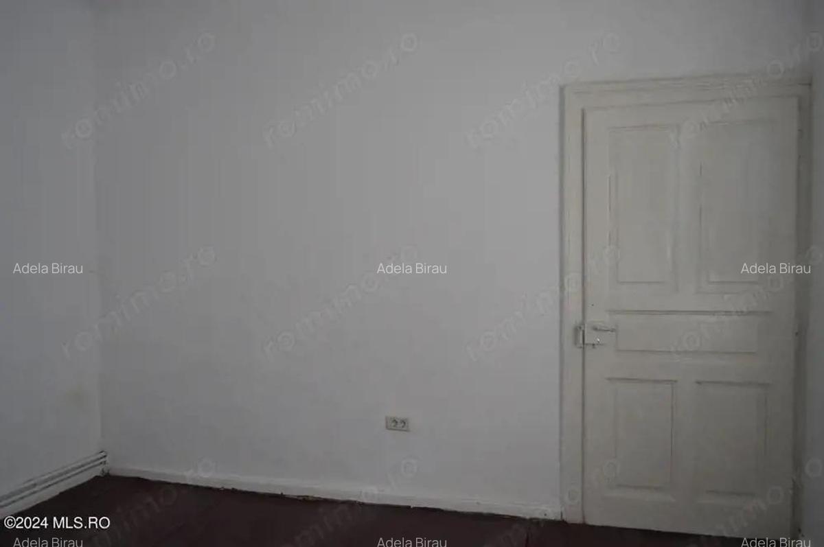 Pitesti - Targul din Vale, Birouri de inchiriat la etaj, 163 mp utili - 13