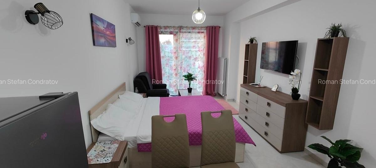 Garsoniera/Studio 2 - Mamaia zona Cazino-Condor-vedere parțială la lac - 1