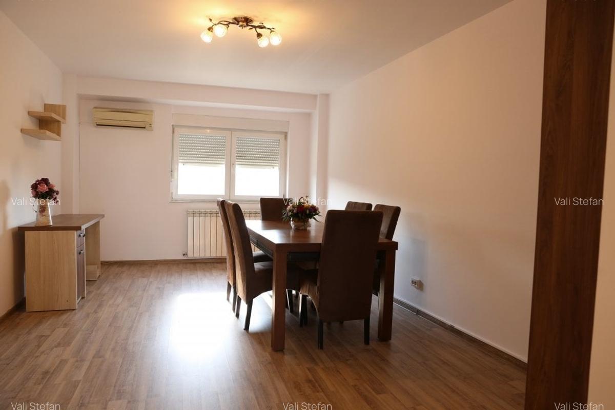 Inchiriere 4 camere Bd. Libertatii - 7